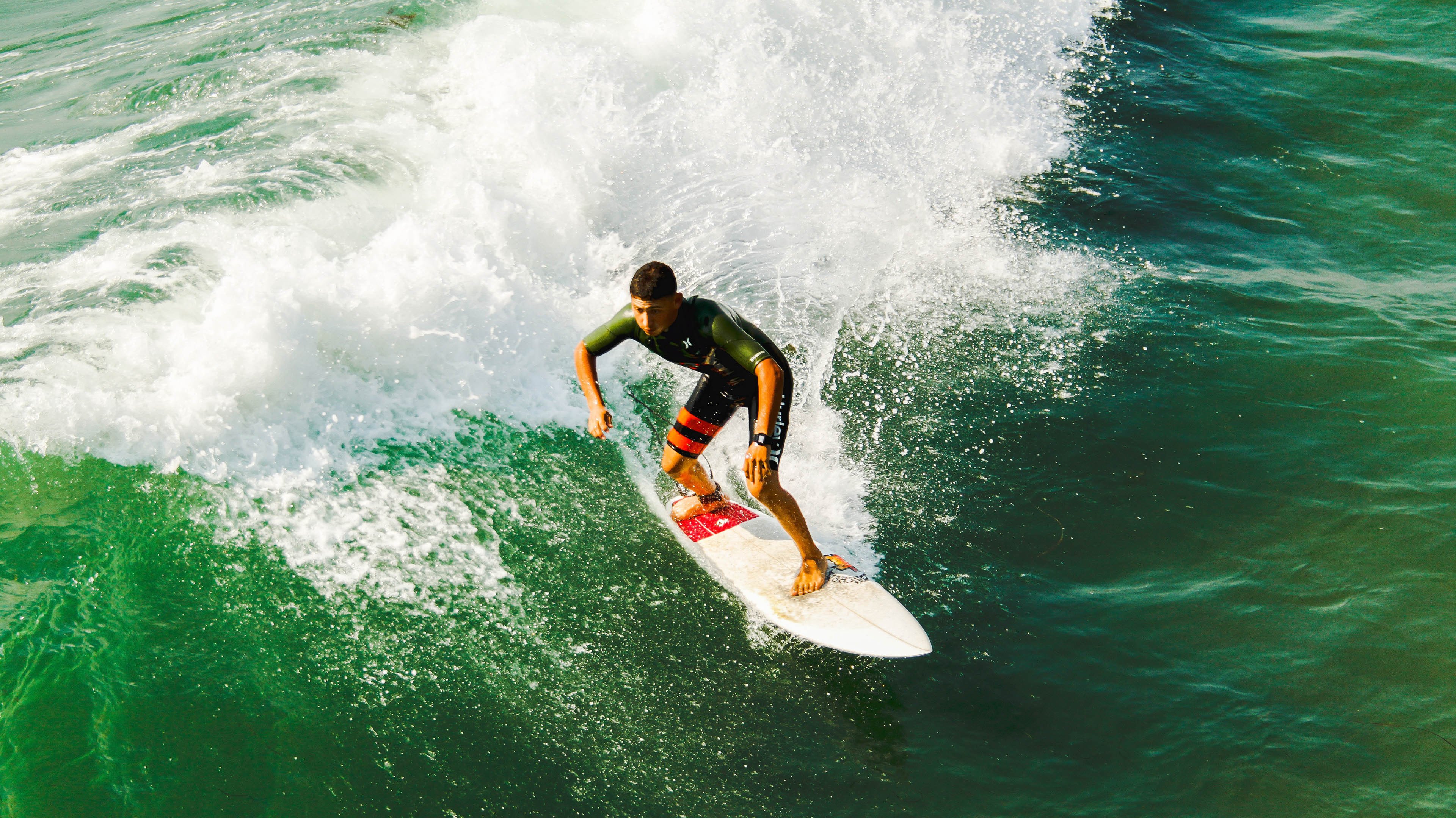 特技展现！WRC比赛中的惊险空中瞬间，wrc f1