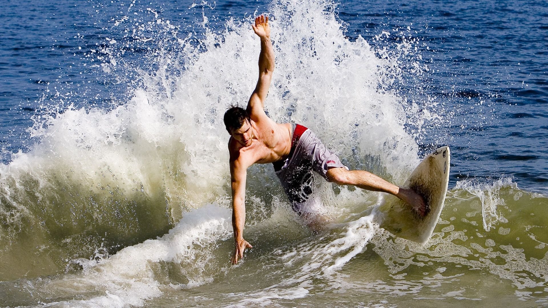 沙尔克队连续获得胜利，信心倍增，沙尔克队主帅